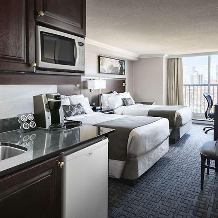 Best Western Plus Ottawa Downtown Suites Экстерьер фото