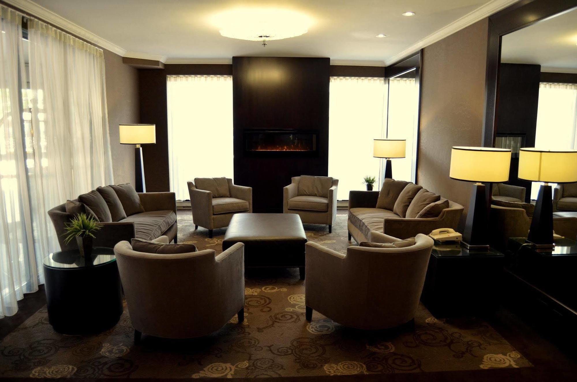 Best Western Plus Ottawa Downtown Suites Экстерьер фото