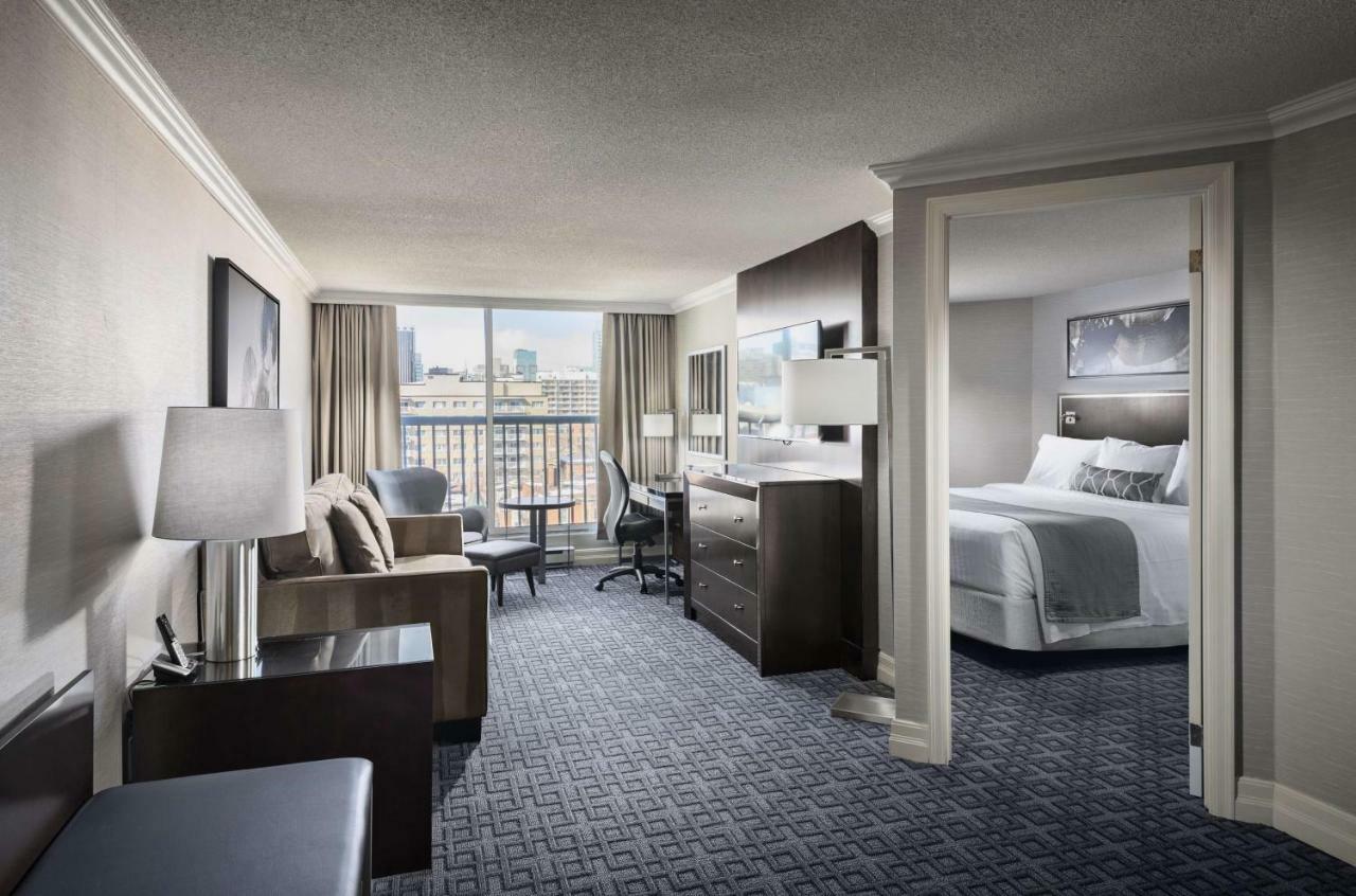 Best Western Plus Ottawa Downtown Suites Экстерьер фото